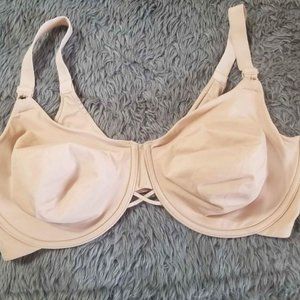Curvetion t-shirt 40DD/E bra